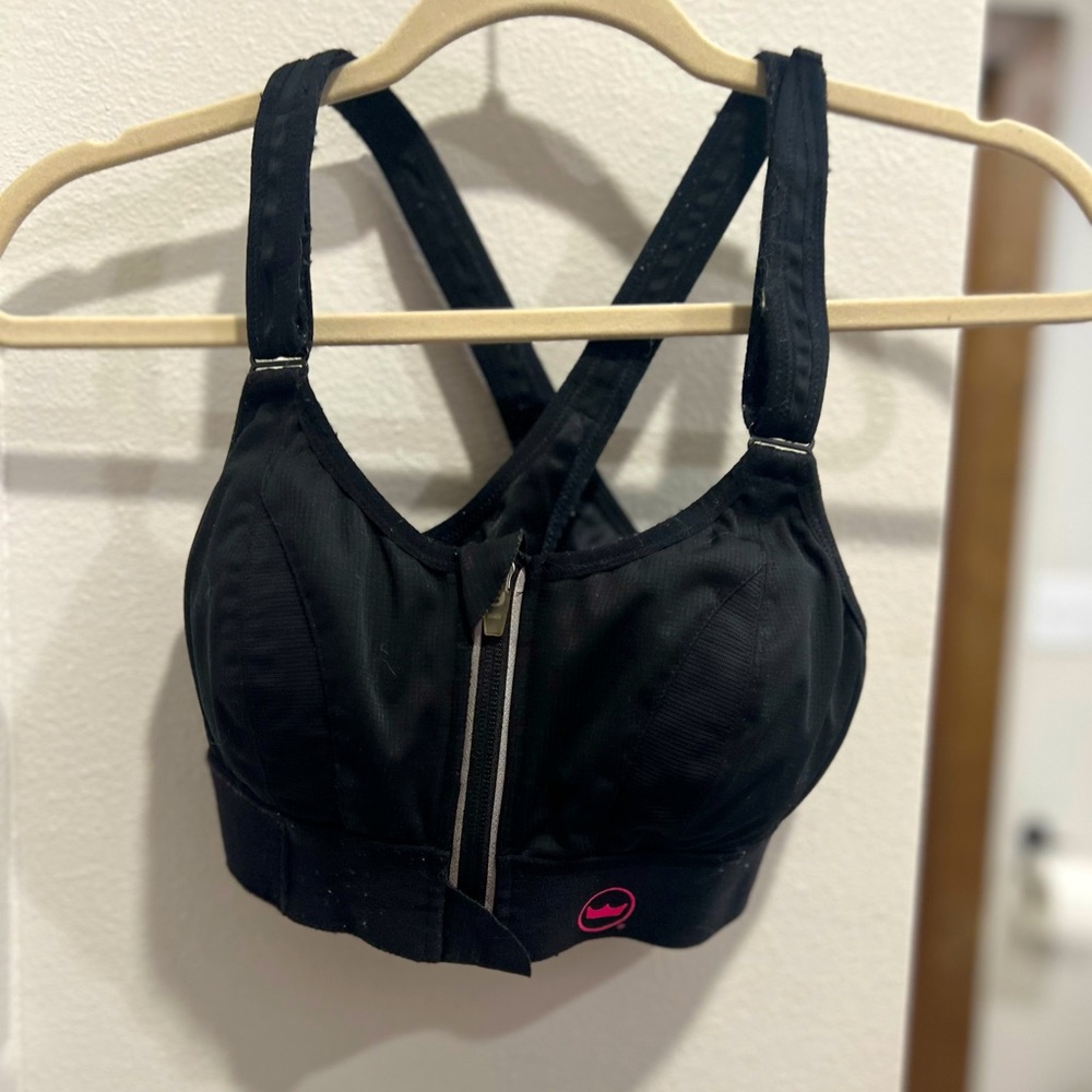 Shefit size medium high impact sports bra